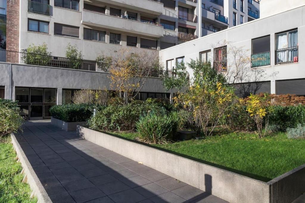Brand New Flat For 8 People, 3 Bedrooms Paris Exteriör bild